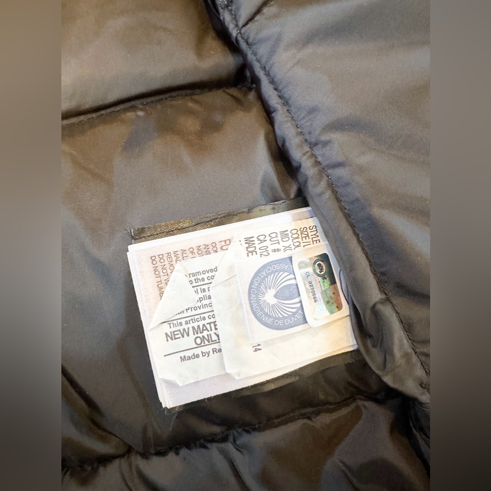 Canada Goose Black Vest S - Picture 11 of 11